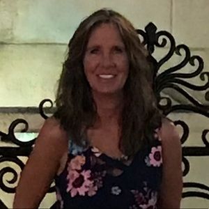 Meet your Posher, Rhonda